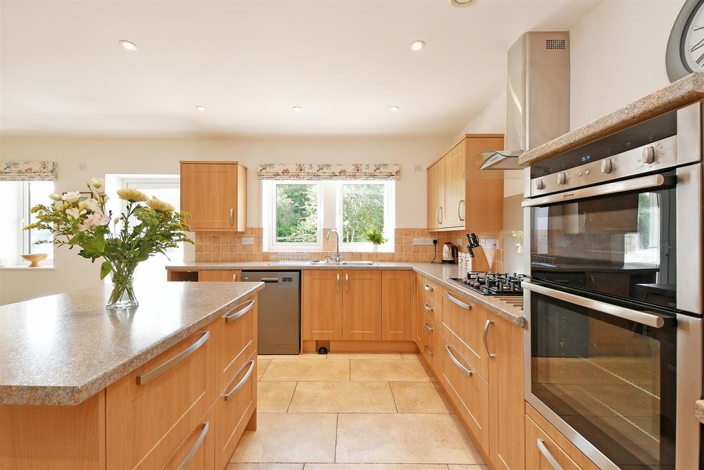 Additional image 68 of 6 bed detached house for saleCastleton Road, Hathersage, Hope Valley S32