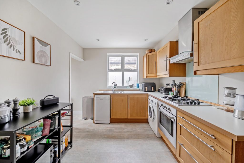 Property photo 3 of 8 Picture No. 07