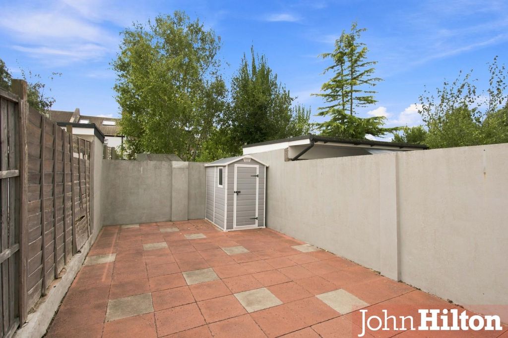 Property photo 2 of 12 Ladysmith Road3.Jpg