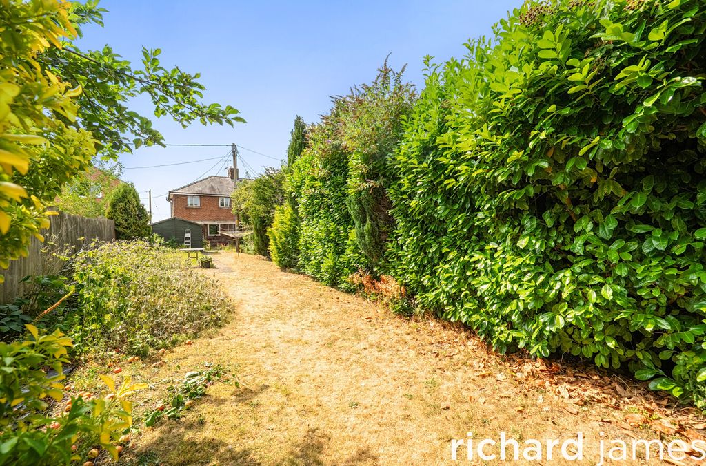 Property photo 2 of 22 B43E20Adeed242cd887cc31c178B6c8F