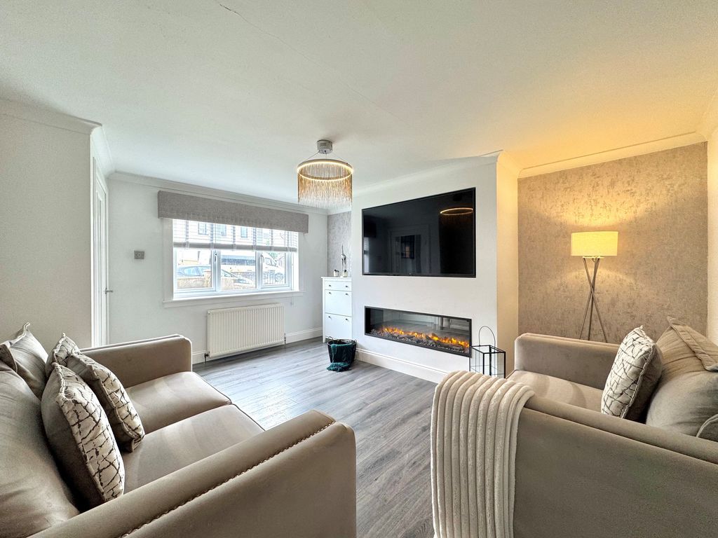 Property photo 2 of 23 Photo 5