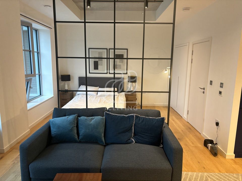 Property photo 1 of 18 Douglass Tower, 9 Goodluck Hope Walk, London, E14