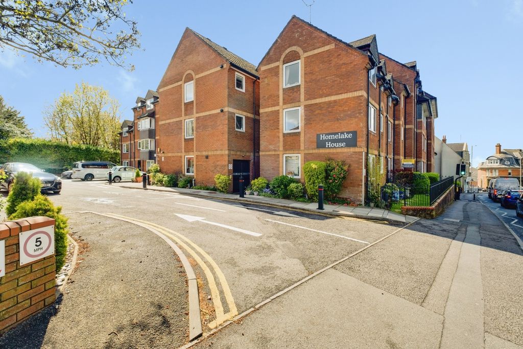 Property photo 1 of 11 General View