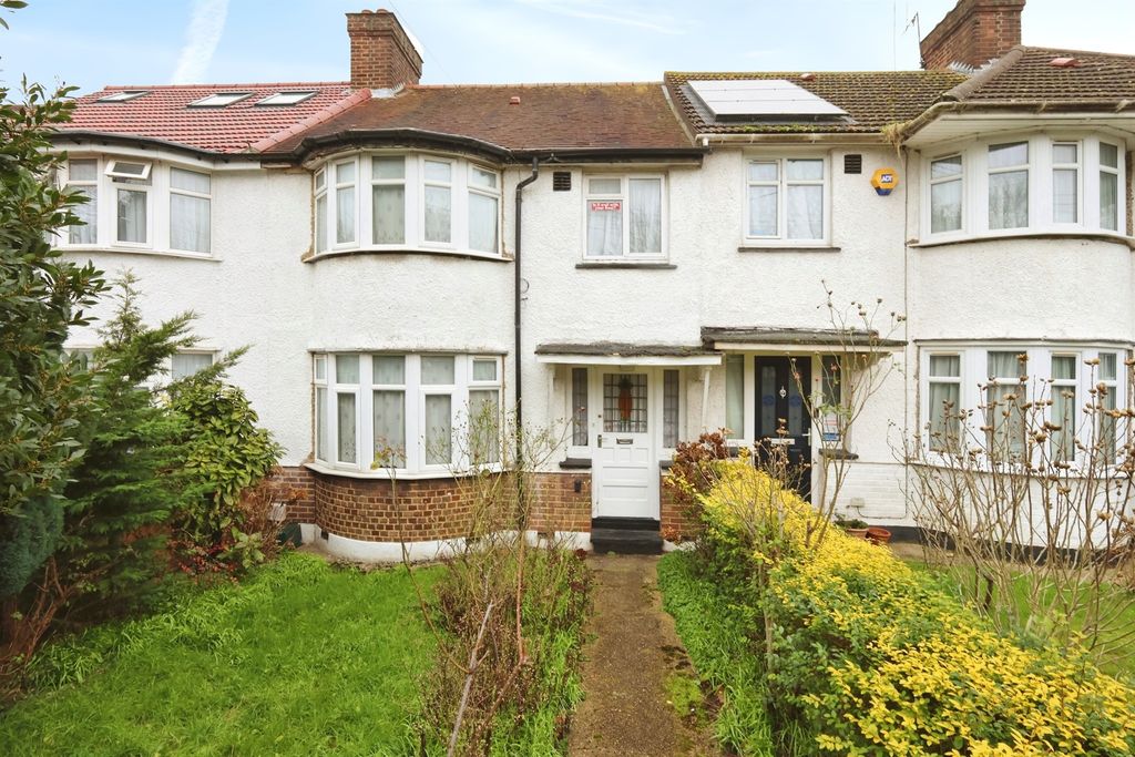 Property photo 1 of 17