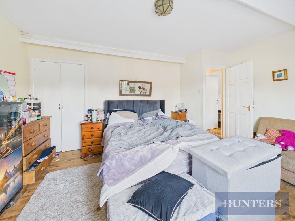 Property photo 3 of 21 Cam05316G0-Pr0298-Still012.Jpg