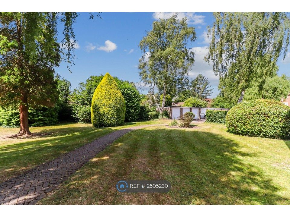 Property photo 2 of 20