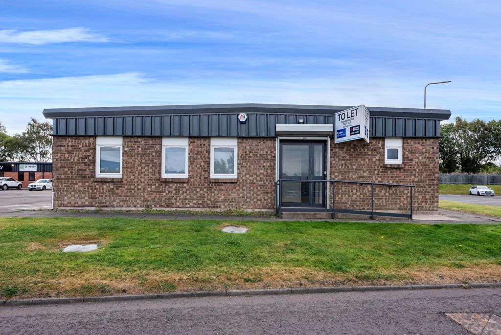 Property photo 1 of 6 Photo 13