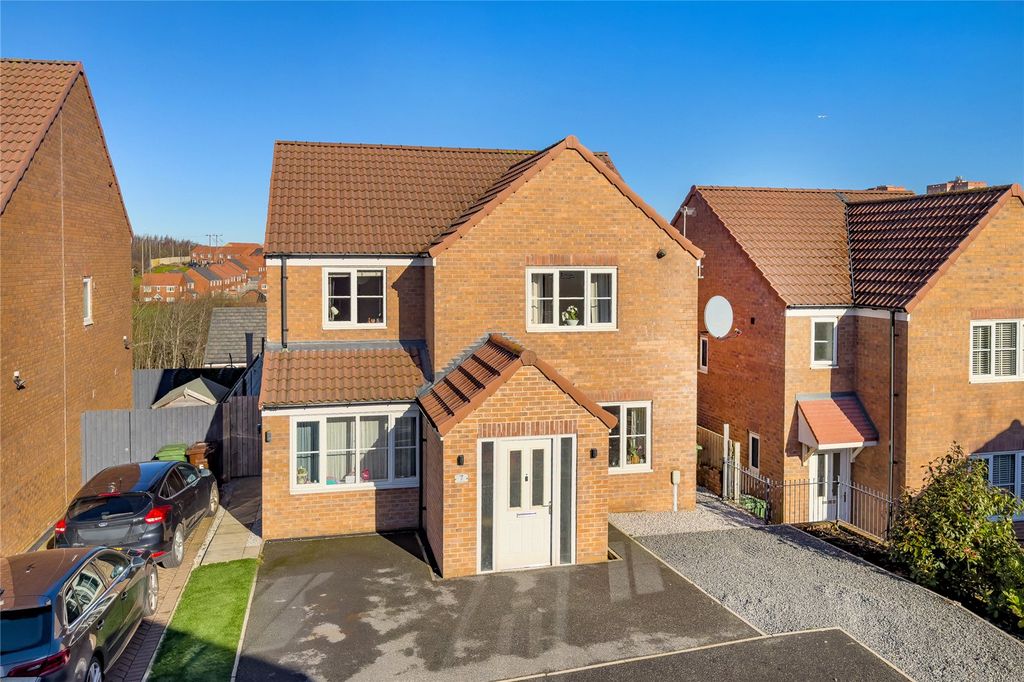 Property photo 1 of 28 Picture No. 32