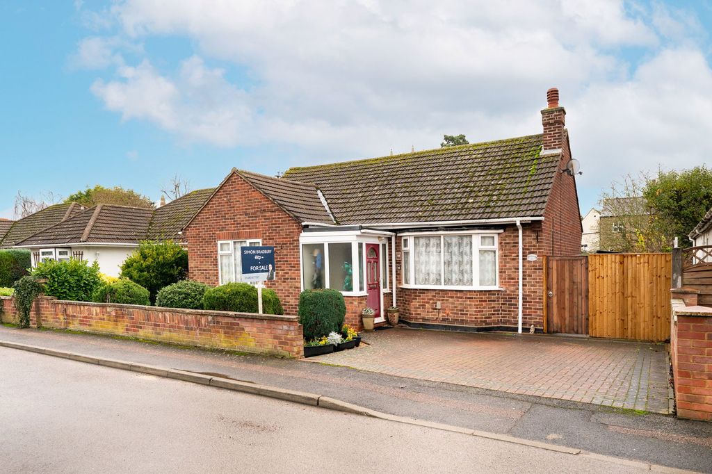 Property photo 2 of 12