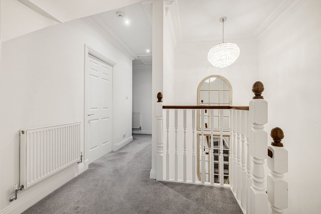 Additional image 22 of 5 bed detached house for saleHine Close, Coulsdon CR5