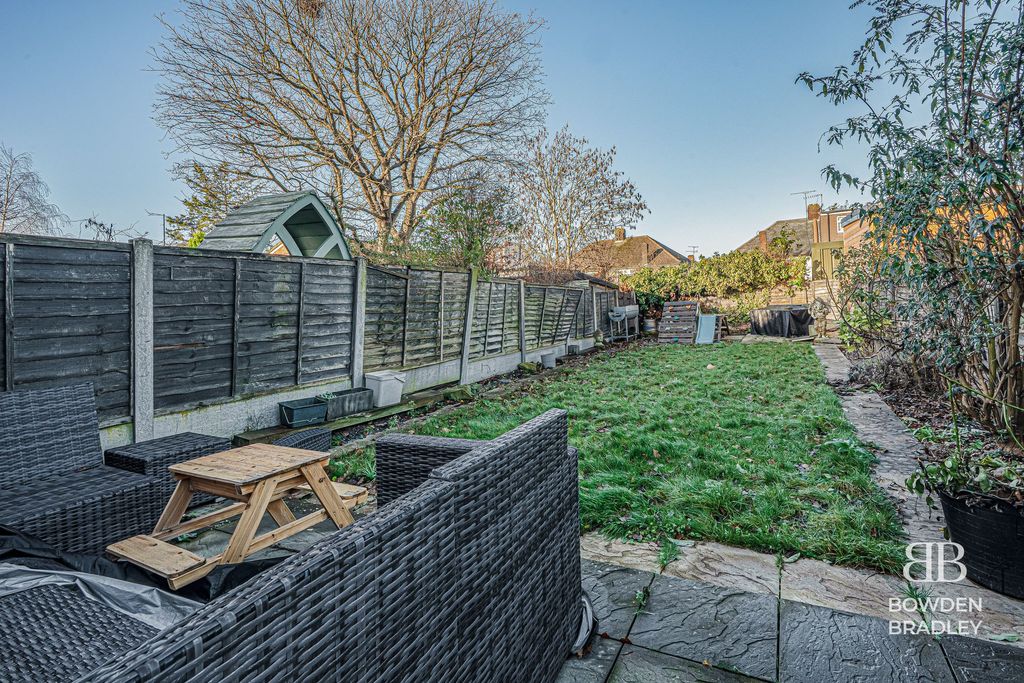 Property photo 3 of 21