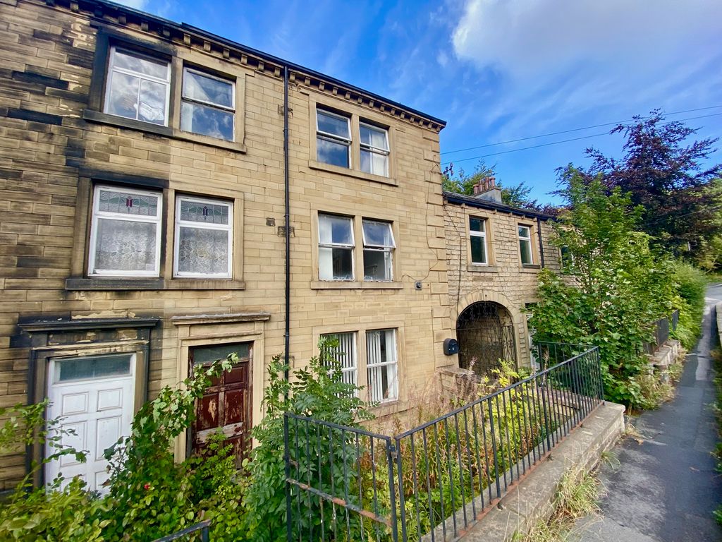 Property photo 1 of 23