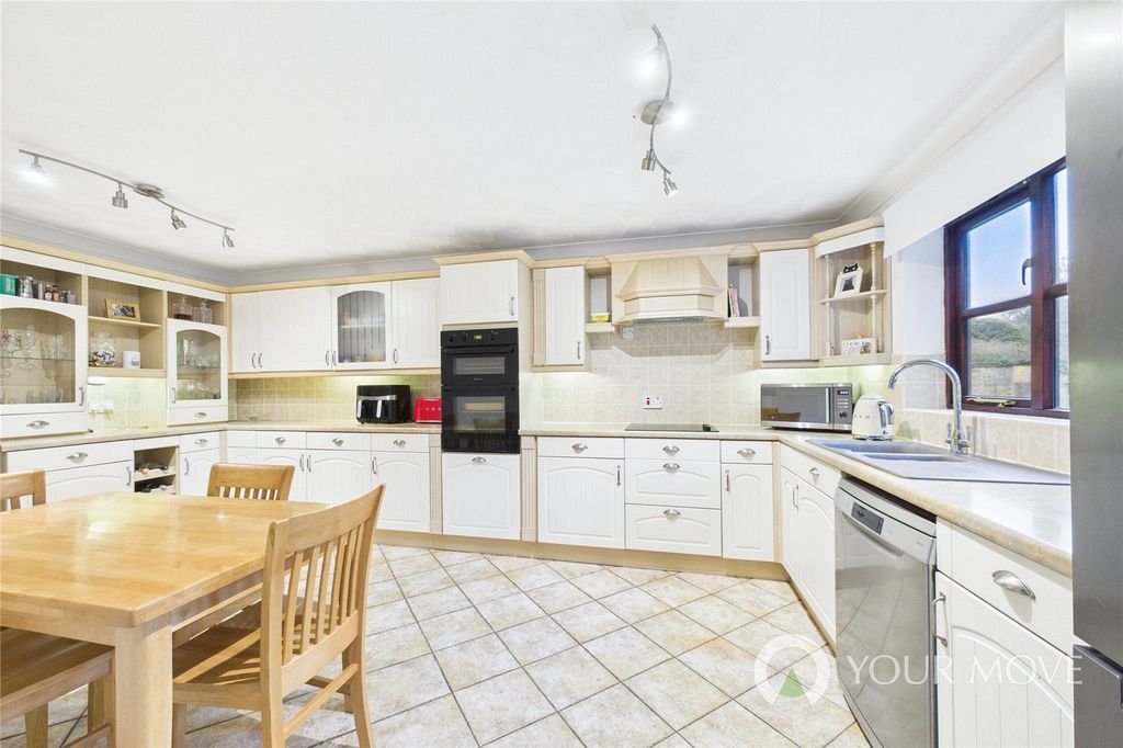 Property photo 3 of 19 Picture No. 26