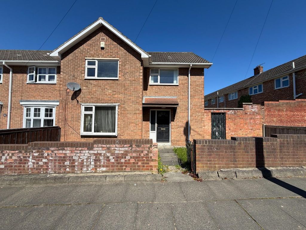 Property photo 1 of 14 Front