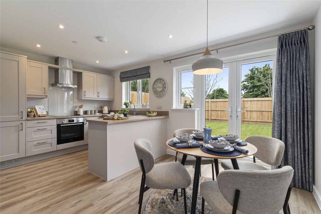 Property photo 3 of 4 Picture No. 20