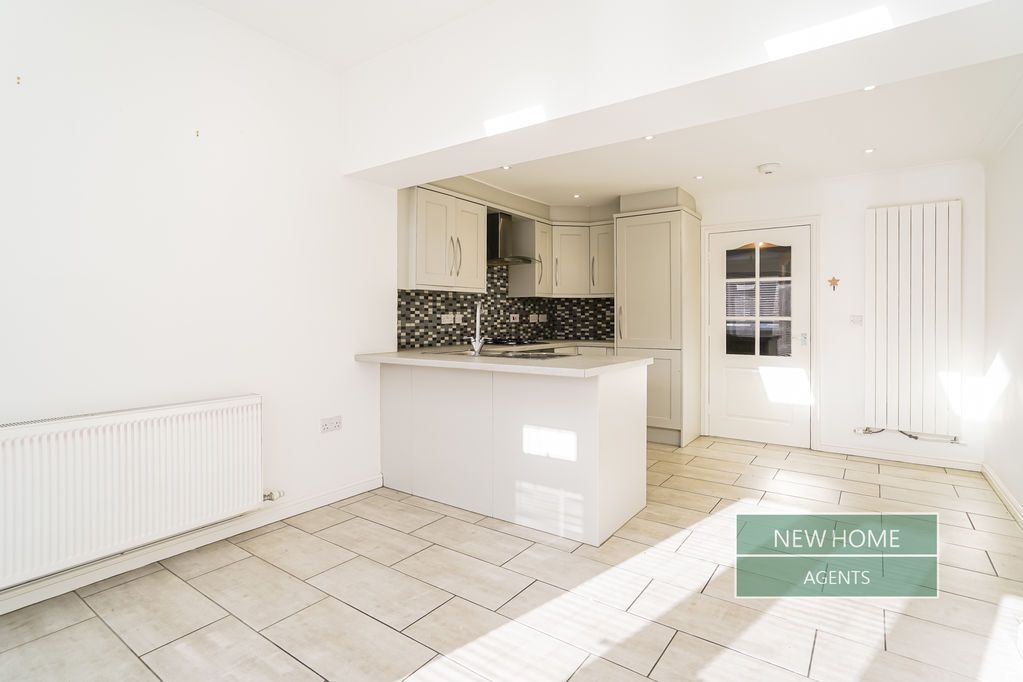 Property photo 3 of 33 Photo 16