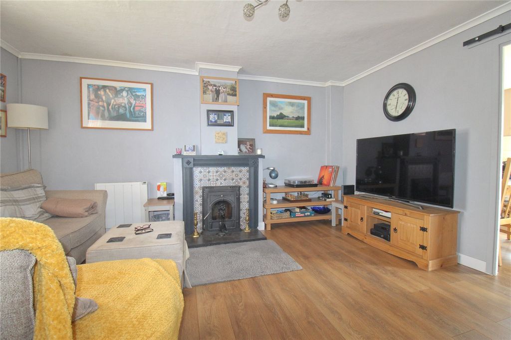 Property photo 3 of 14 Picture No. 17