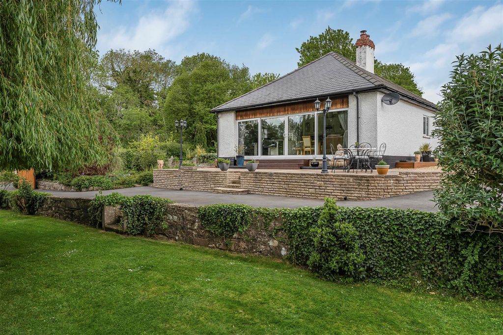 Property photo 1 of 27 6.Jpg