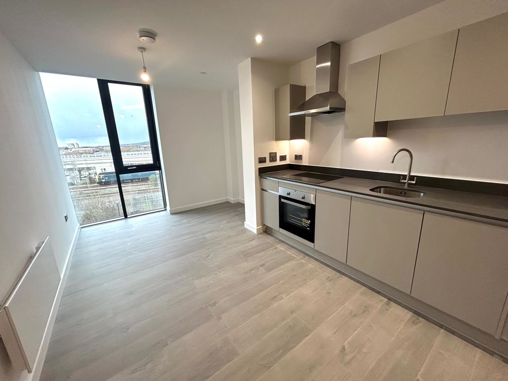 Property photo 2 of 5