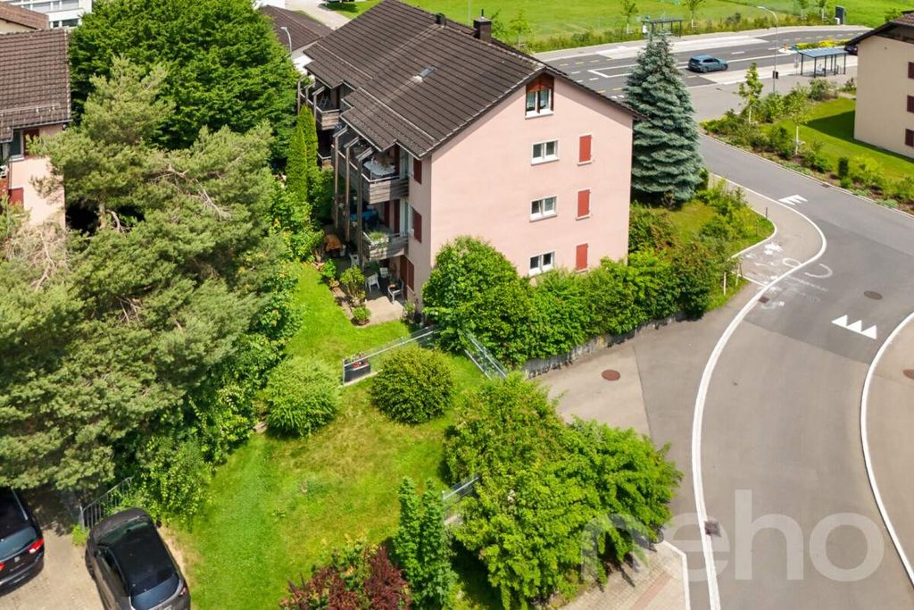 Property photo 2 of 11