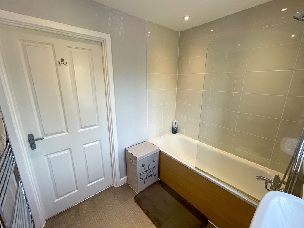 Additional image 18 of 2 bed flat for saleHeydon Way, Broadbridge Heath RH12