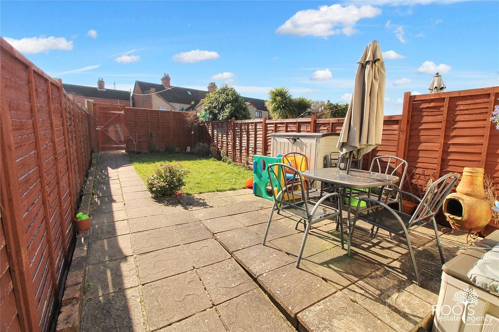 Property photo 2 of 13 Southern Rear Garden