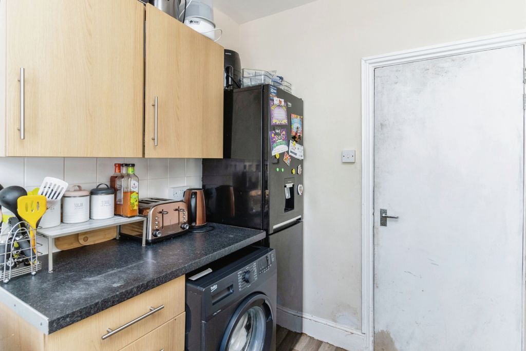 Property photo 3 of 17 Photography