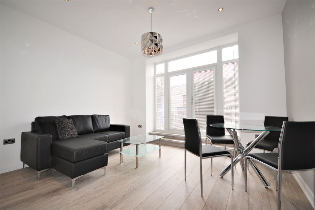 Property photo 1 of 5 1082228