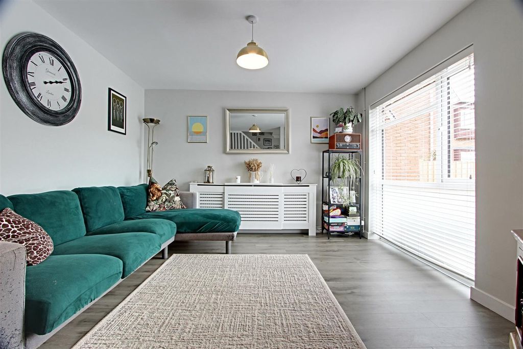 Property photo 3 of 15 Img_6074-Img_6076.Jpg