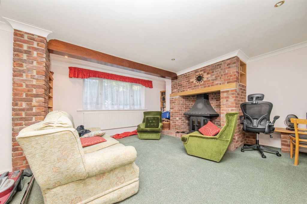 Property photo 3 of 26