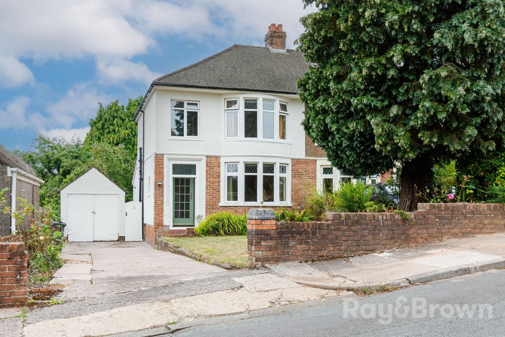 Property photo 1 of 47