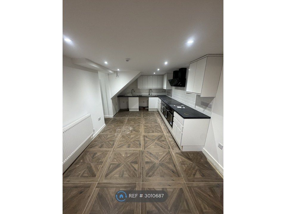 Property photo 1 of 27