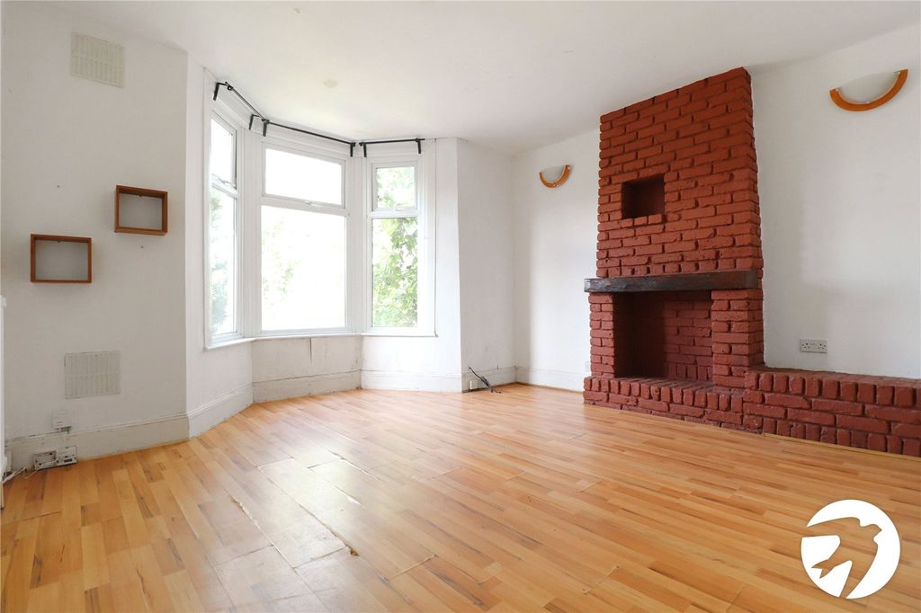 Property photo 2 of 14 Picture No. 04