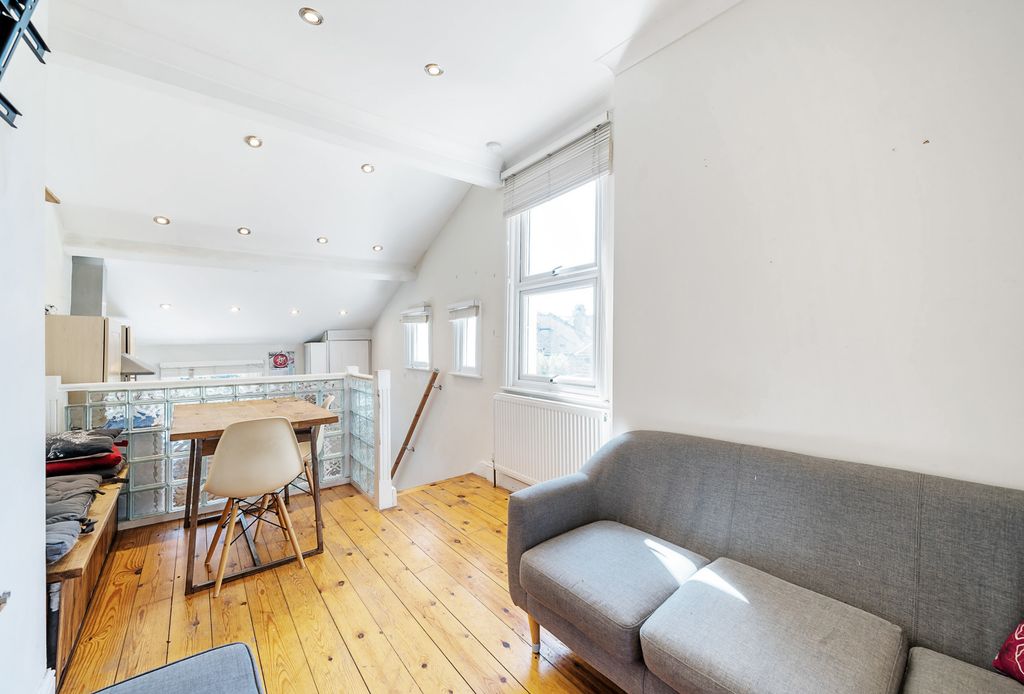 Property photo 3 of 14 Reception Room