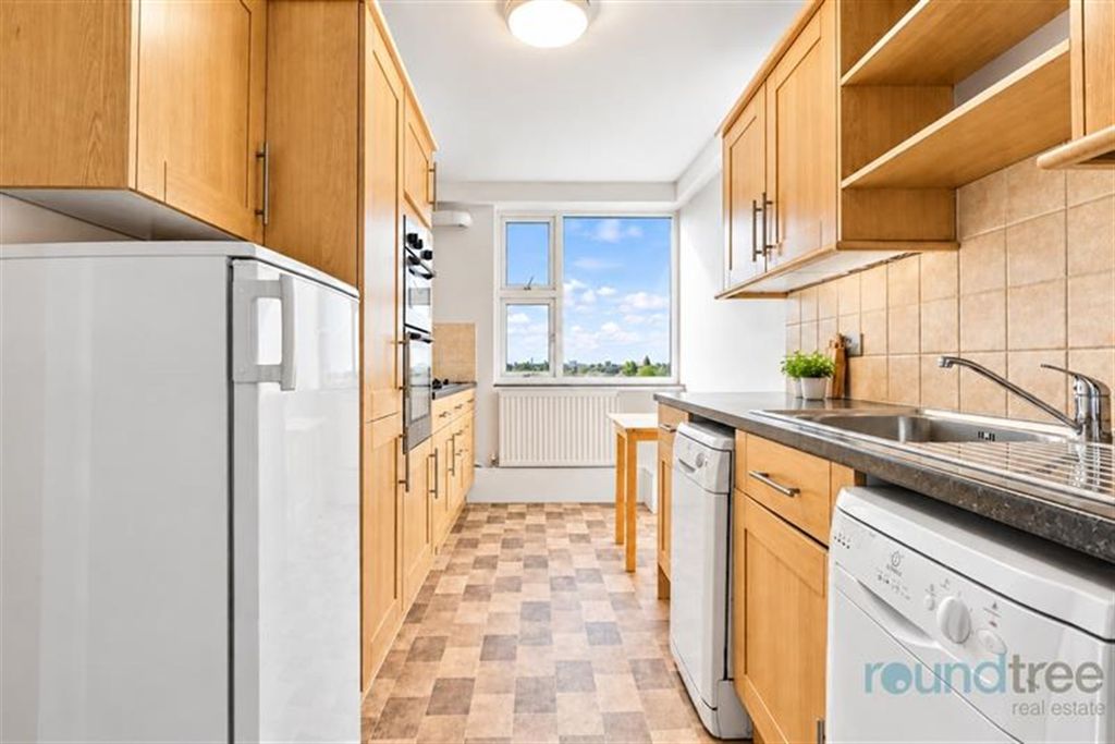 Property photo 1 of 13 (Main)