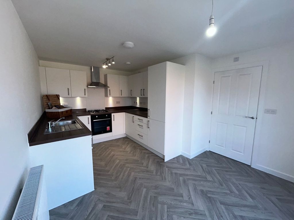 Property photo 2 of 16 Picture No. 06