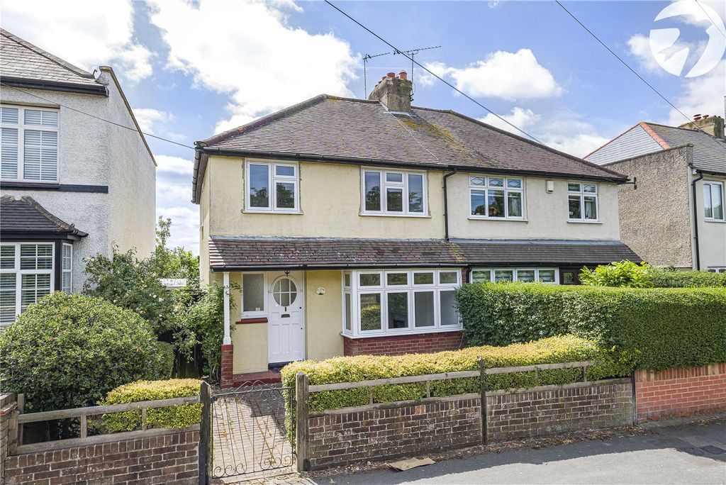 Property photo 1 of 17 External
