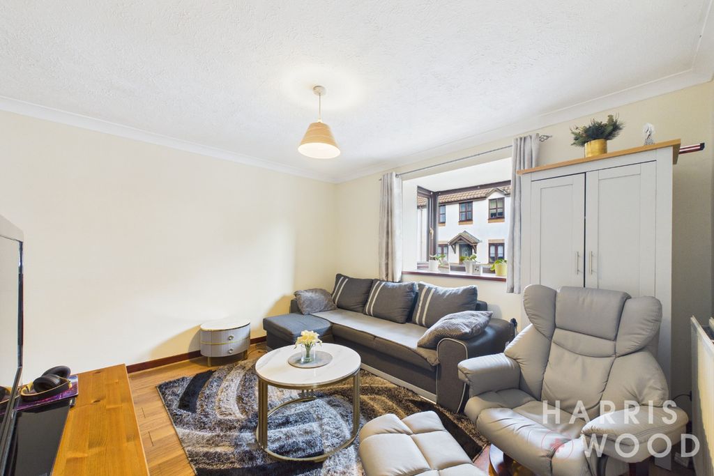 Property photo 3 of 14 5561428