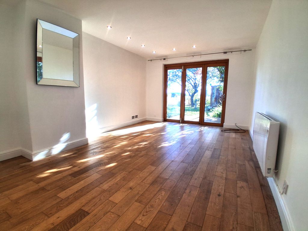 Property photo 2 of 12 Living Room