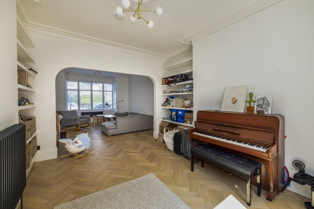 Property photo 3 of 30 Bfk_4832