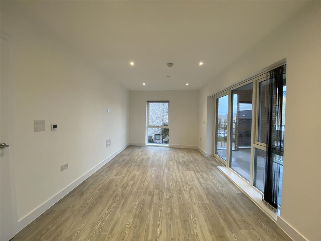 Property photo 2 of 18 Image00137.Jpeg