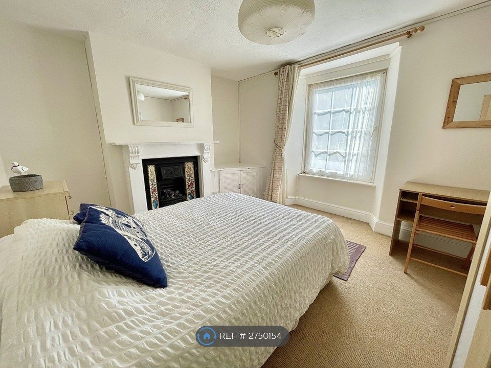 Property photo 3 of 13 Downstairs Double Bedroom