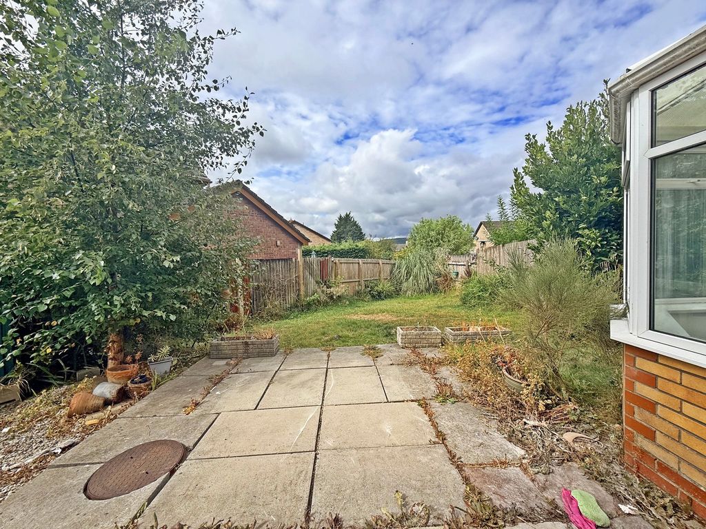Property photo 2 of 25 Rear Garden