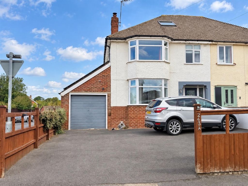 Property photo 1 of 34