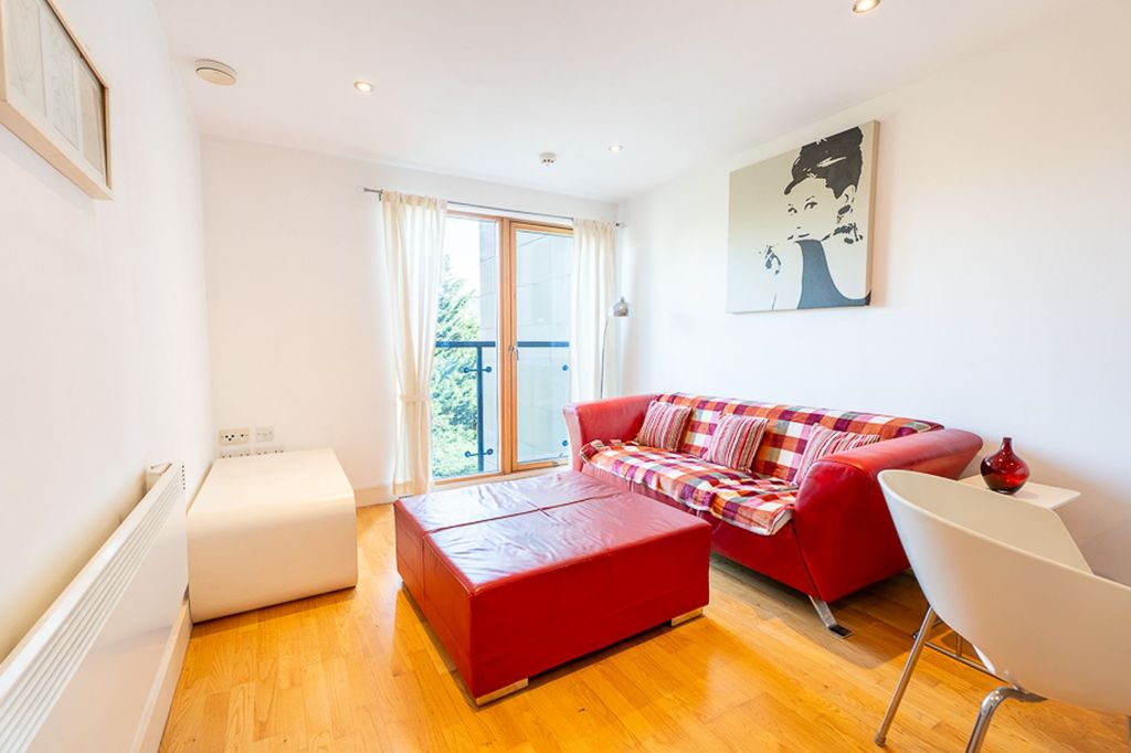 Property photo 3 of 11