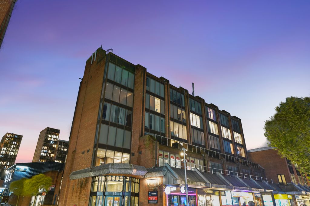 Property photo 1 of 12