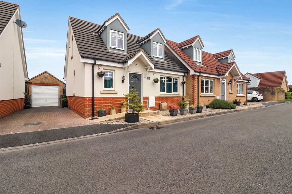 Property photo 1 of 18 Picture No. 01