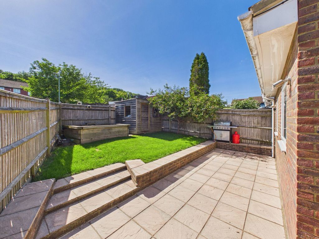 Property photo 3 of 24