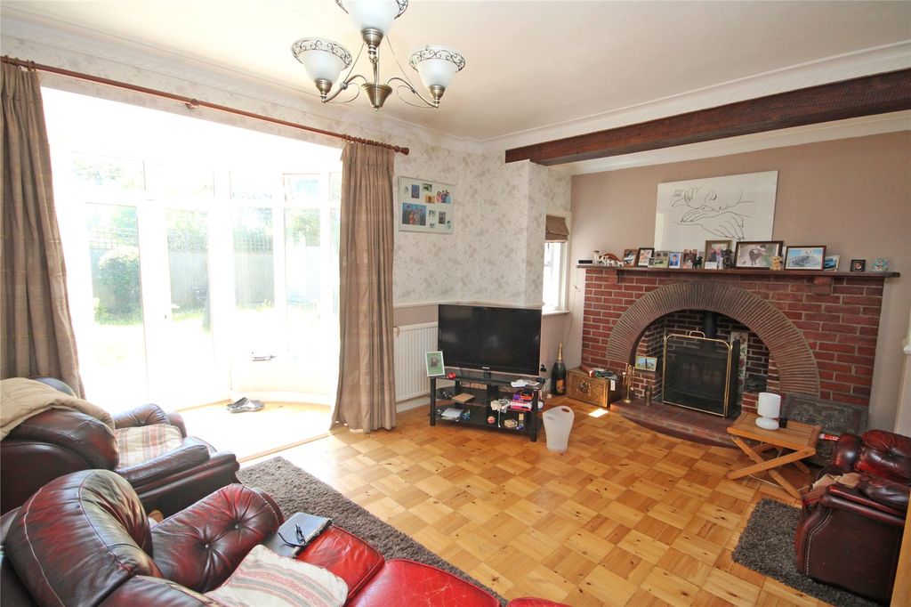 Property photo 3 of 16 Picture No. 01