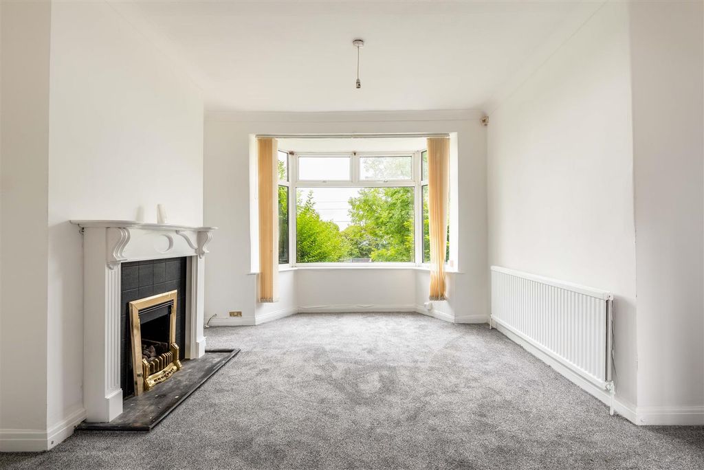 Property photo 3 of 14 48 Hopedale Road-7.Jpg